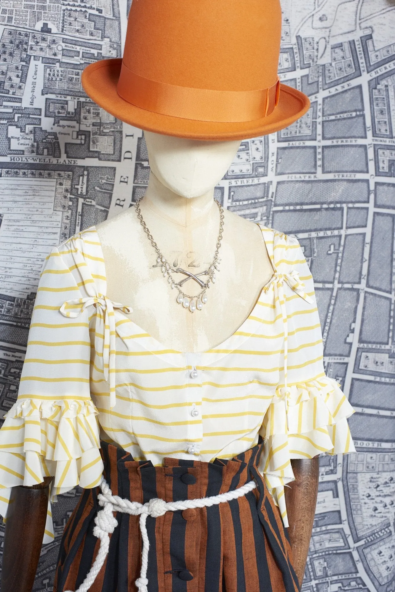 BERGERE BLOUSE IN YELLOW SILK