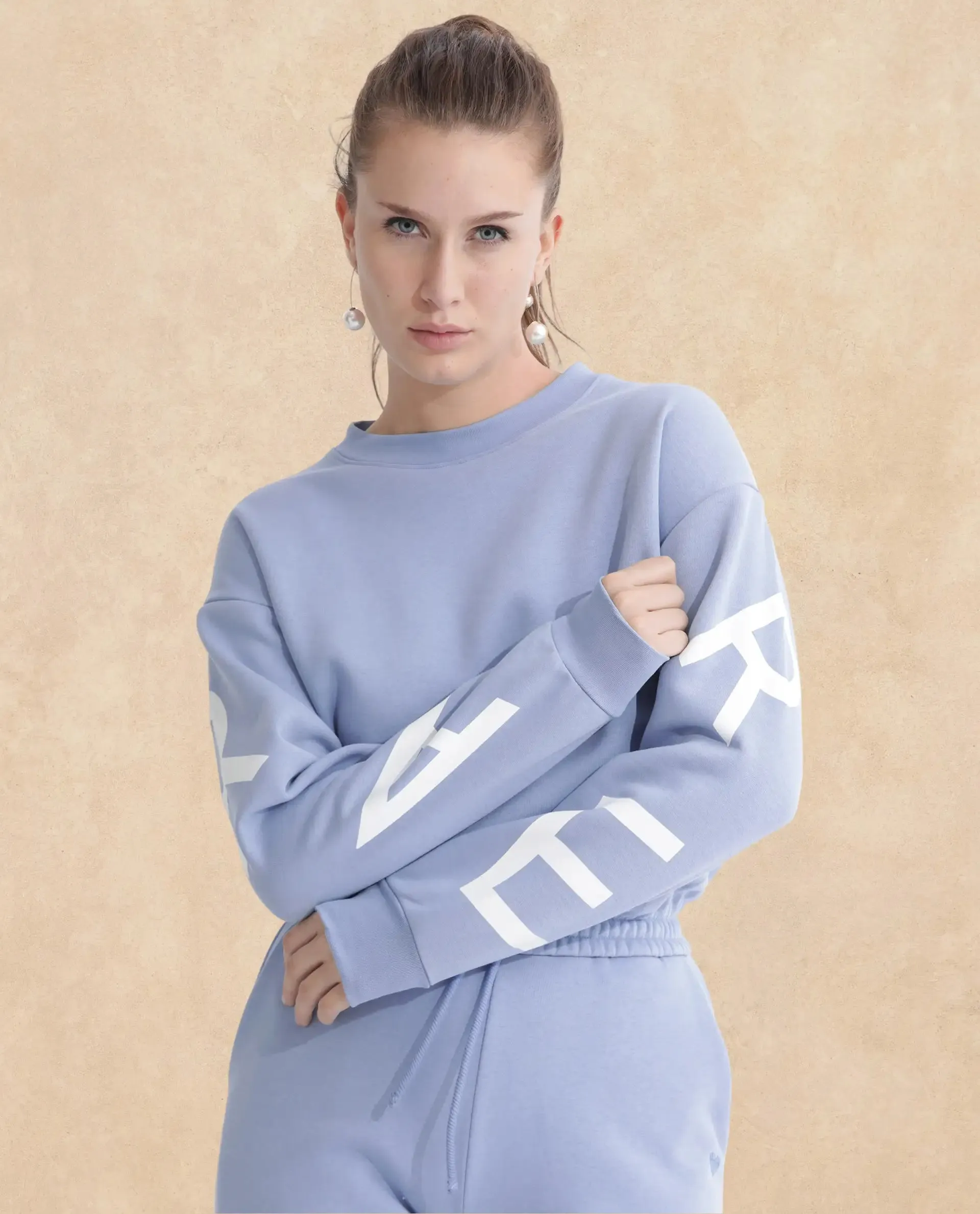 Rareism Articale Women Jonice Light Blue Poly Cotton Fabric Full Sleeves Crew Neck Regular Fit Graphic Print Cropped Sweatshirt